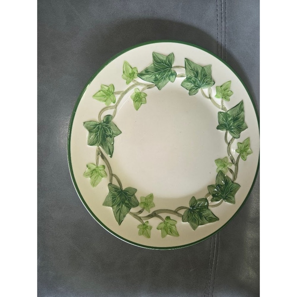 Franciscan Ivy Dinner Plate Hand Decorated Gladding McBean California 10.5 Inch